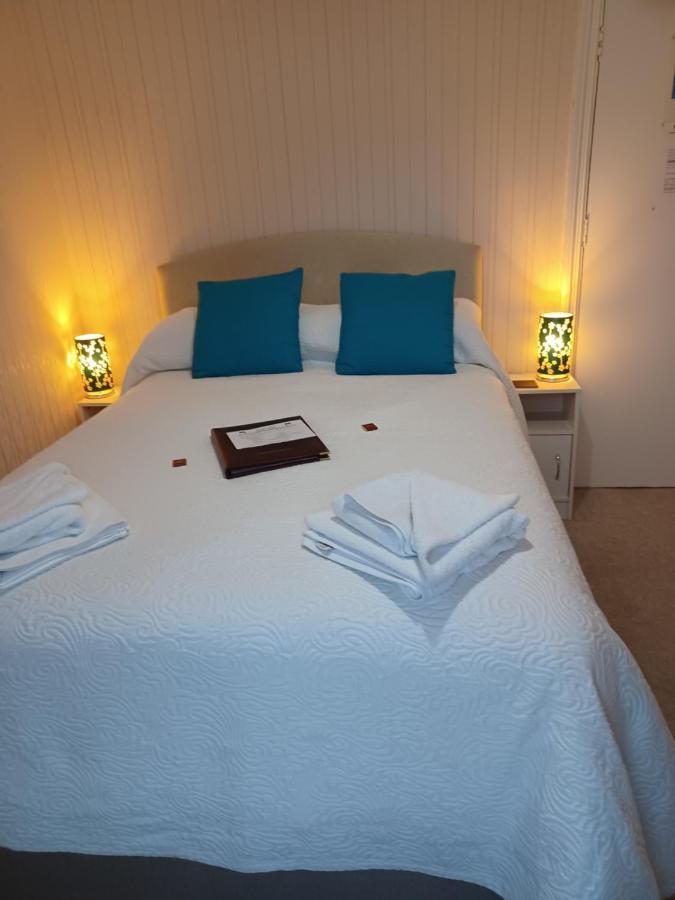 Bed and Breakfast Palm Court Уэймут Экстерьер фото